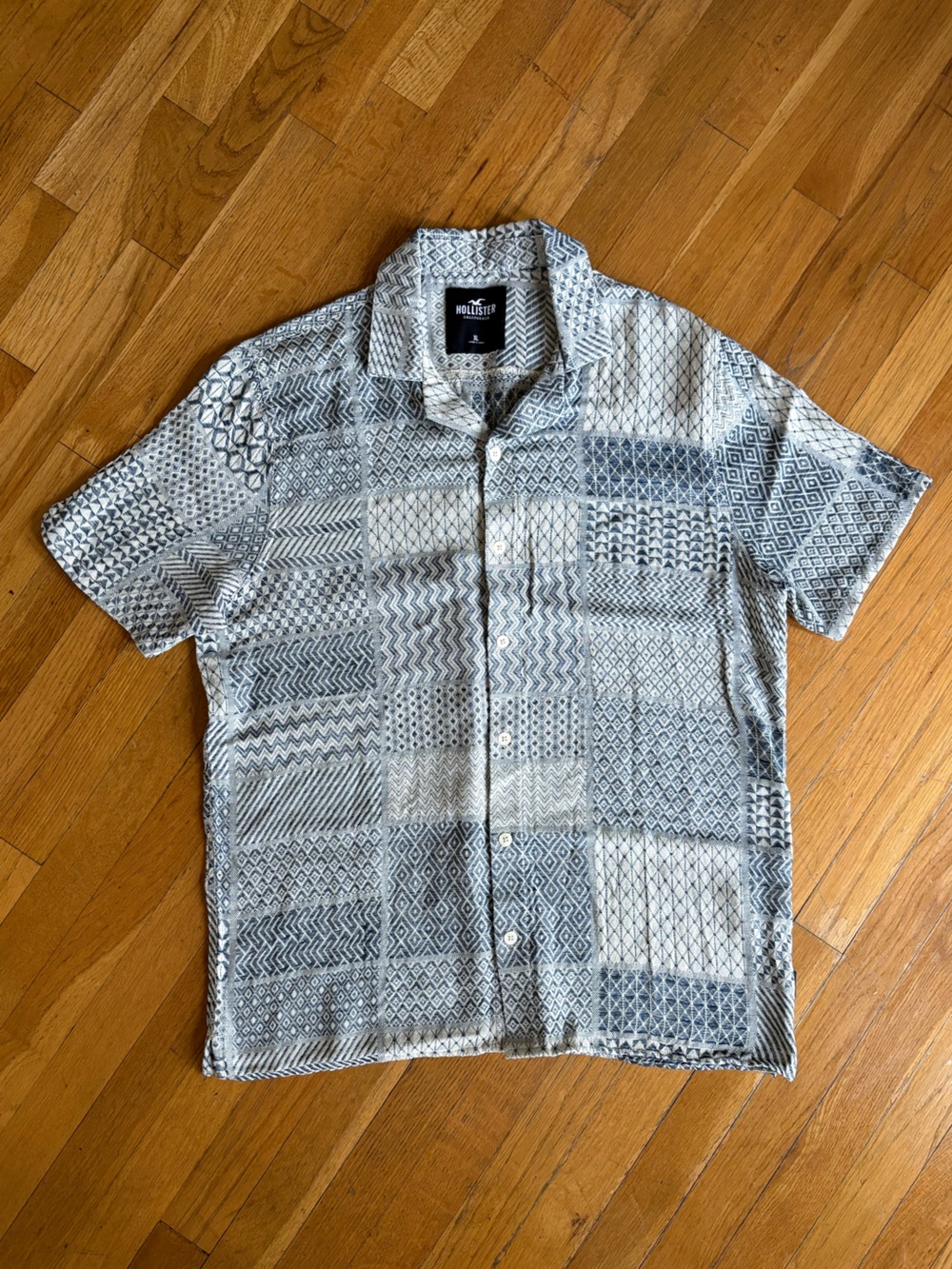 Hollister Men's Short Sleeve Patchwork Button-Up Shirt - Blue & Cream